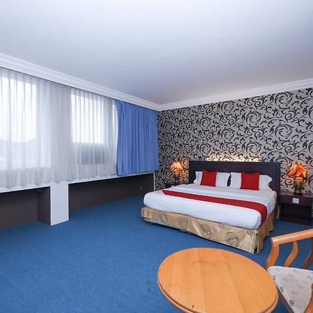 Super Oyo 89604 City Home Stay Miri Exterior photo